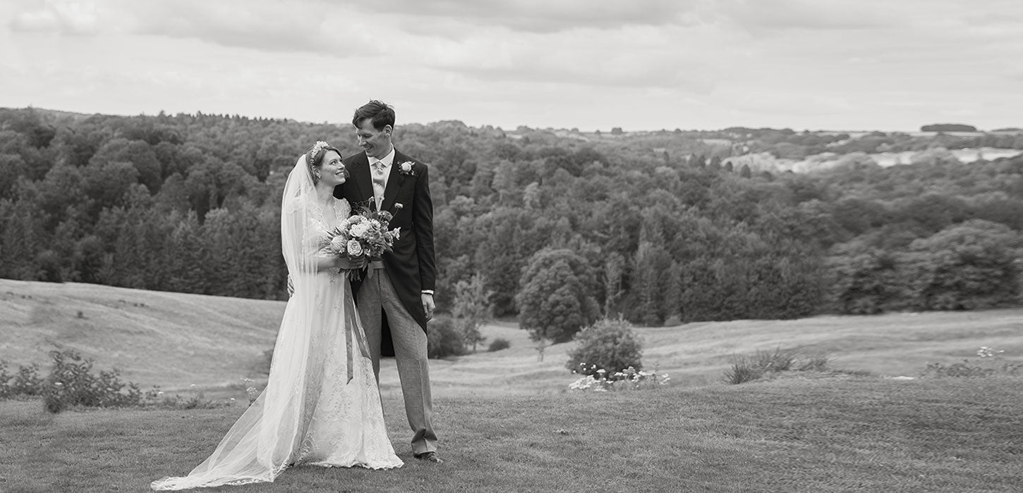 Vintage Style for An<br/> English Garden Wedding