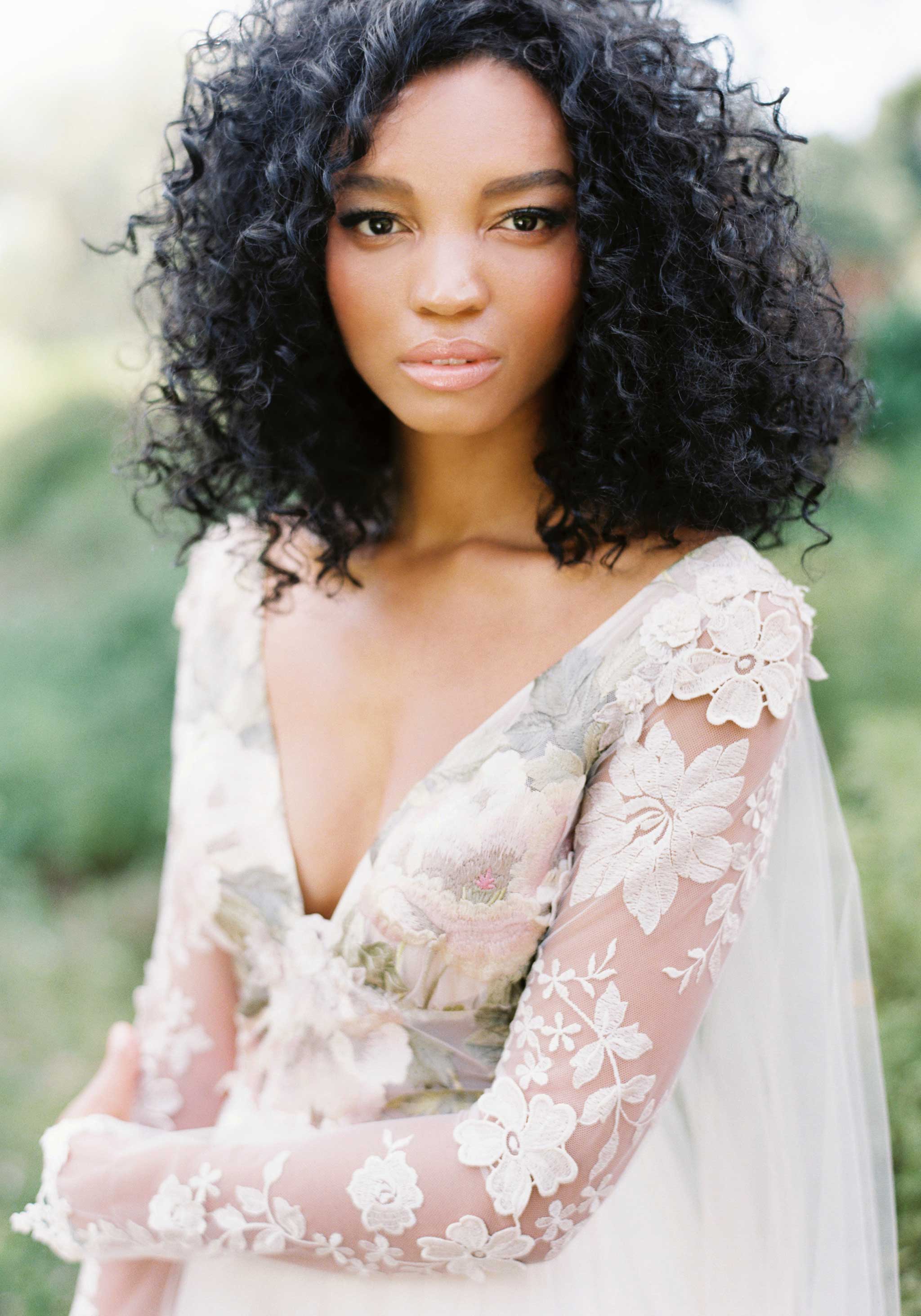 Primavera Long Sleeve wedding dress detail