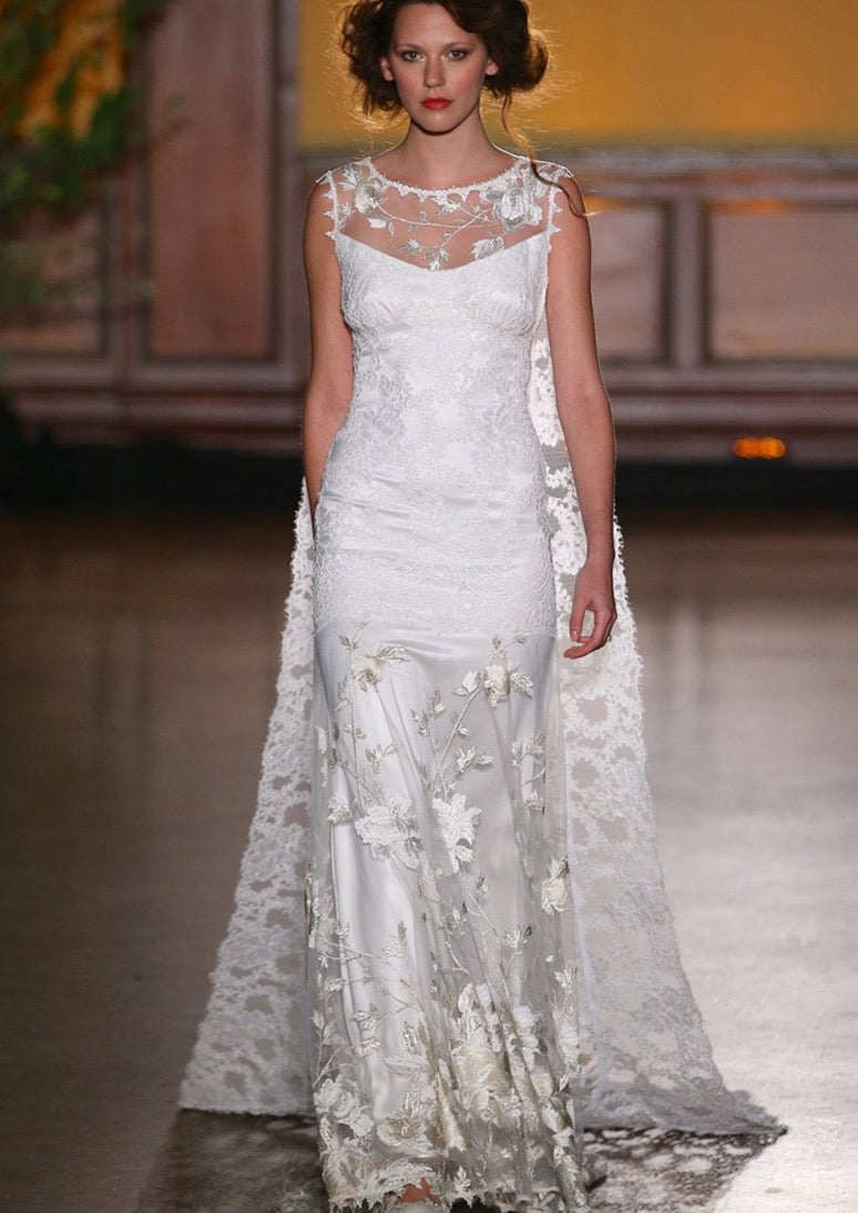 White Couture Lace Wedding Dress Sample Gown White Couture Lace Wedding Dress Sample Gown