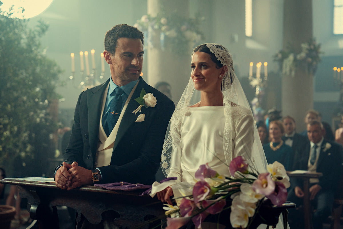 Theo James (Edward) & Benedetta Porcaroli (Bell) The Gentlemen Season 2 (c) Netflix