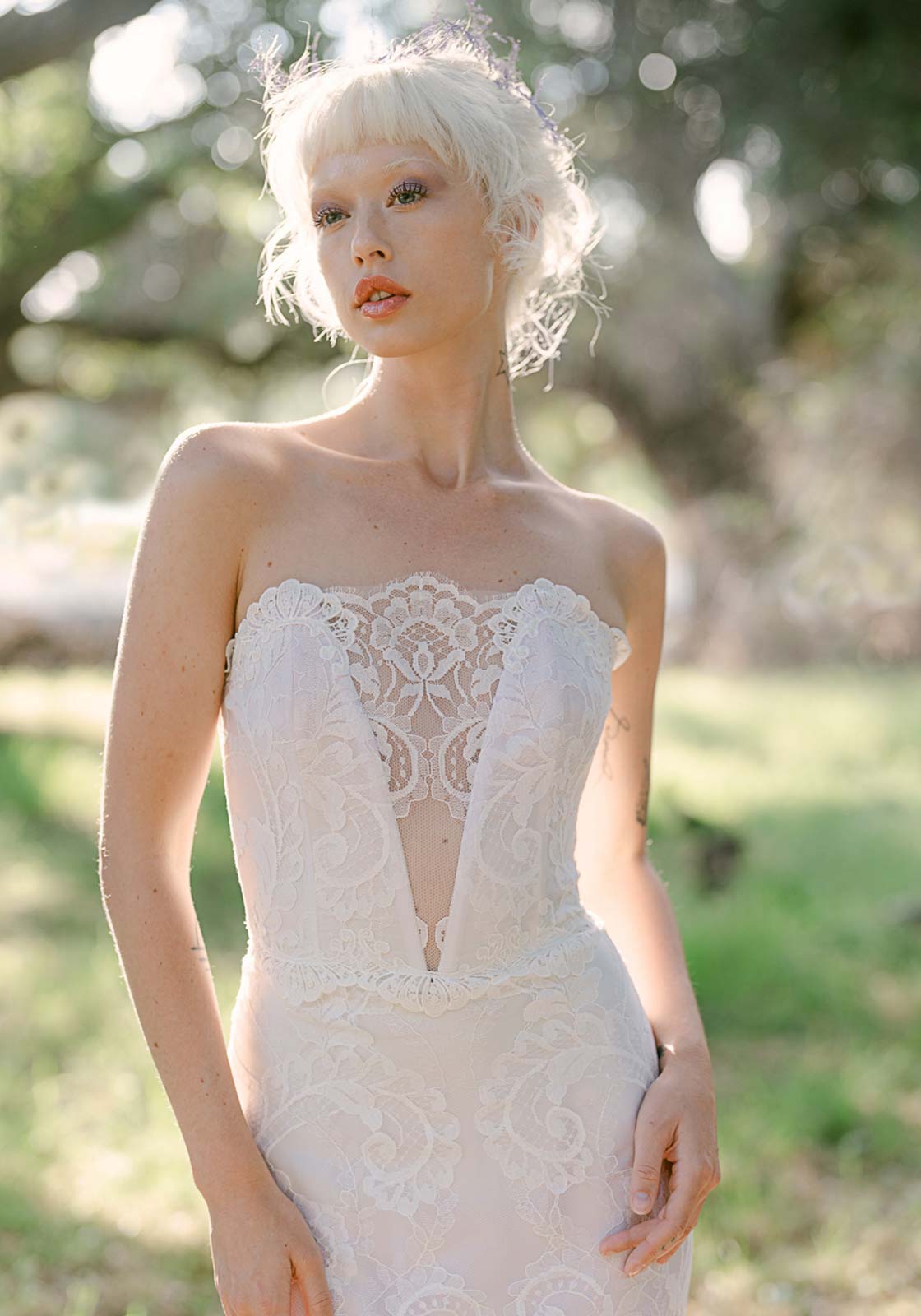 Quill Lace Wedding Dress Colorful Silk Corset bodice Fit and Flare Quill Lace Wedding Dress Colorful Silk Corset bodice Fit and Flare