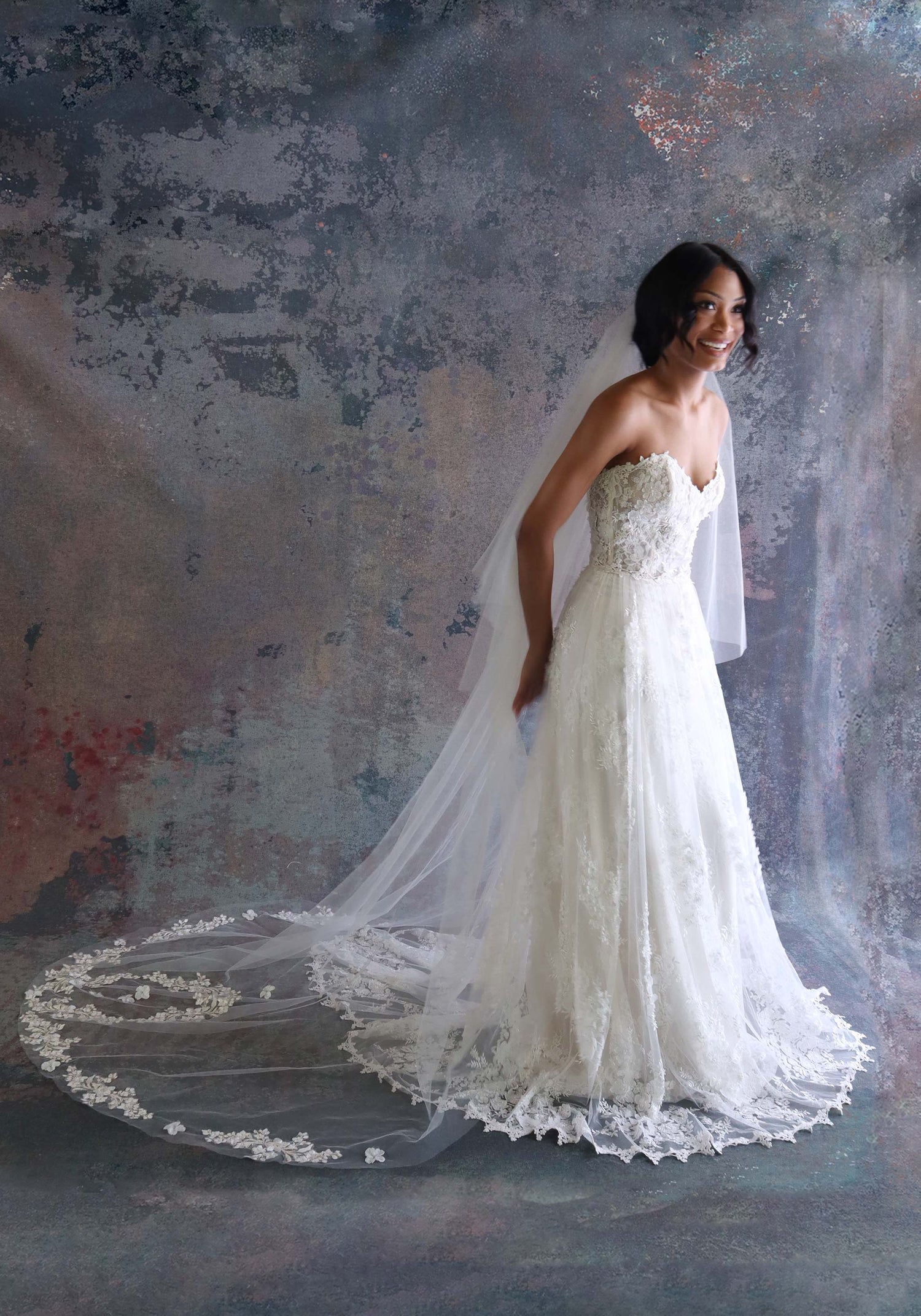 Odessa Embellished Lace Veil | Scalloped Lace Veil | Claire Pettibone Odessa Embellished Lace Veil | Scalloped Lace Veil | Claire Pettibone