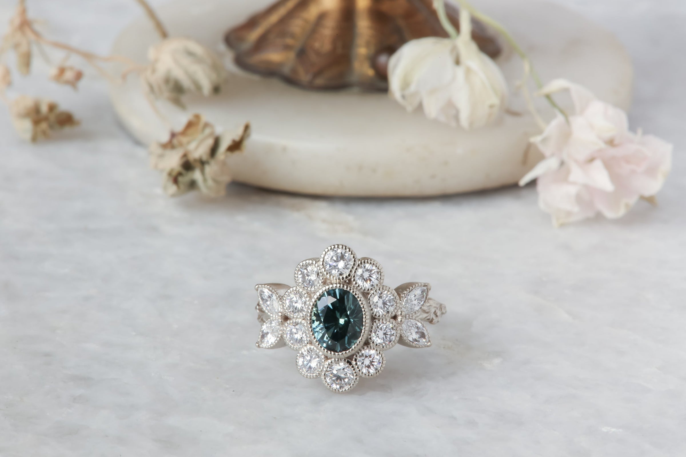 Natural Sapphire in white gold setting