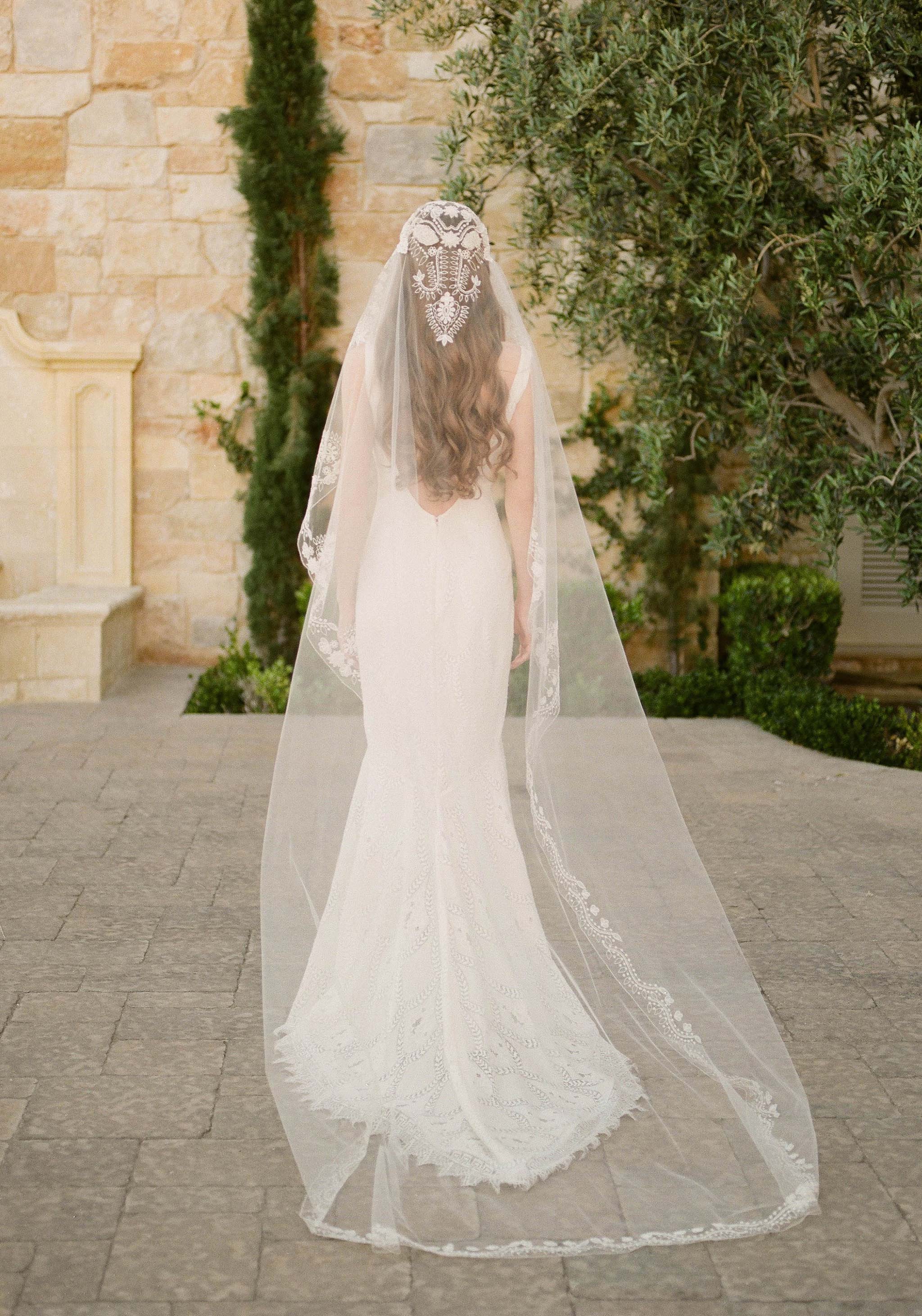 Wedding dress shop long veil