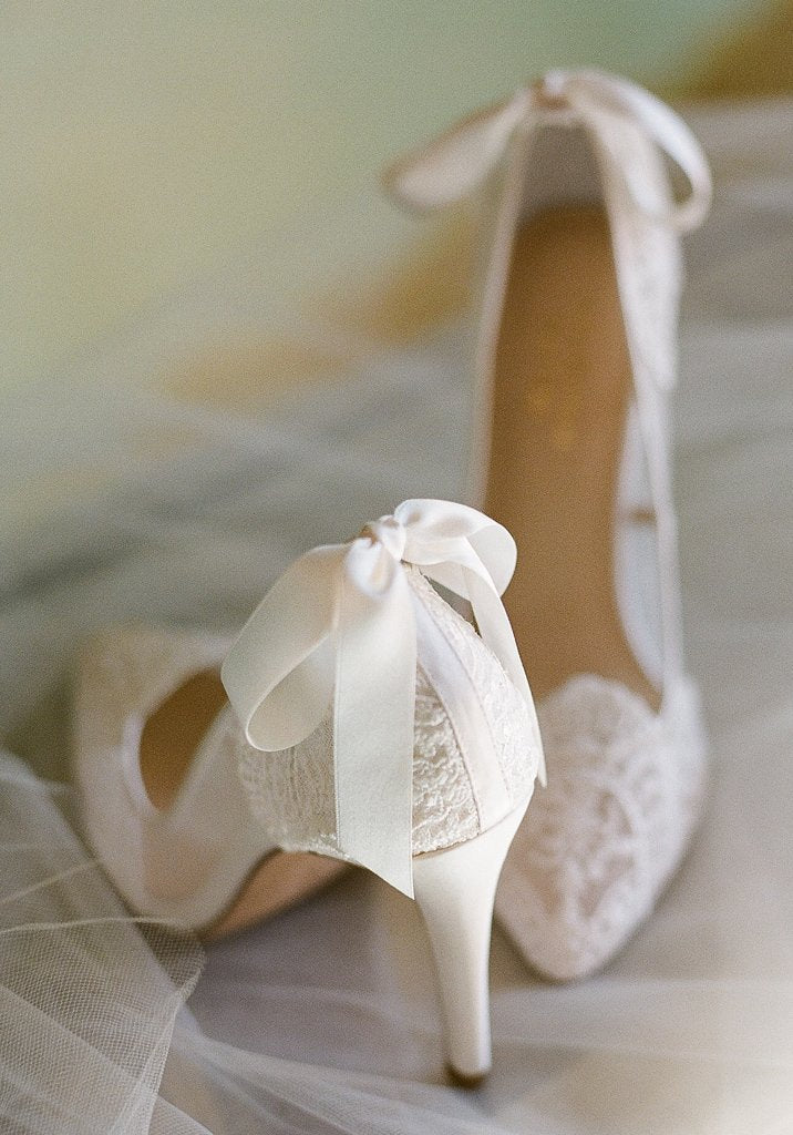Wedding shoes with ribbon Clearance