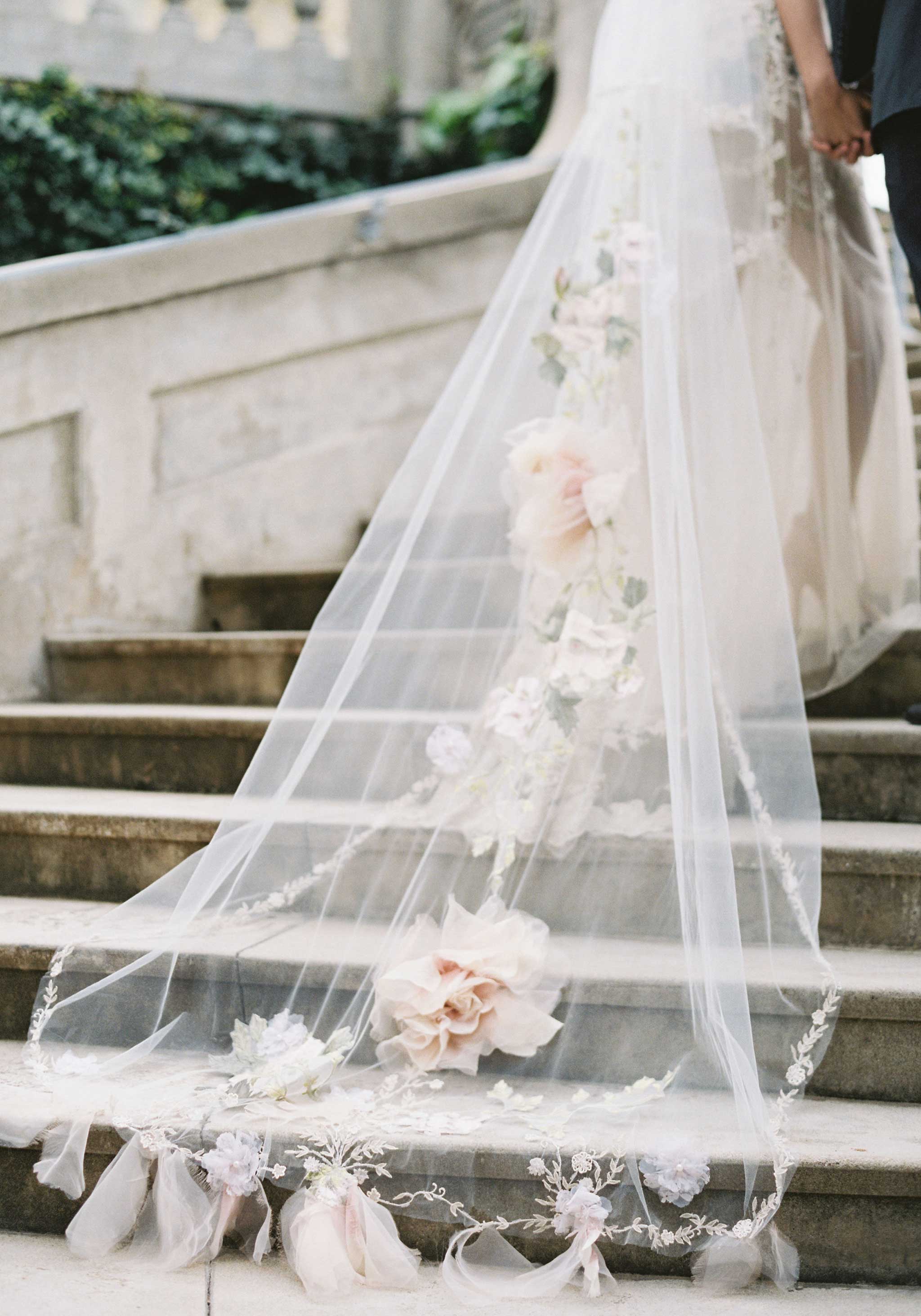 Lace veil