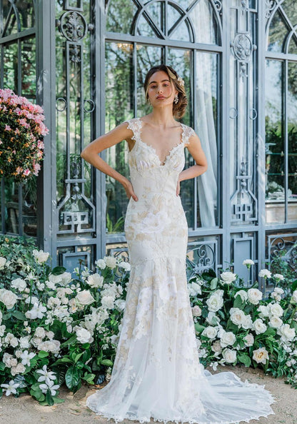 Hana Colorful Floral Embroidered Wedding Dress with Fit and Flare Body Hana Colorful Floral Embroidered Wedding Dress with Fit and Flare Body