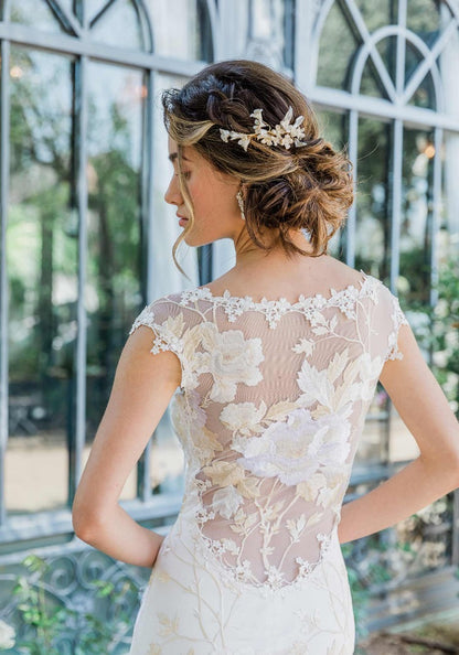 Hana Colorful Floral Embroidered Wedding Dress with Fit and Flare Body Hana Colorful Floral Embroidered Wedding Dress with Fit and Flare Body