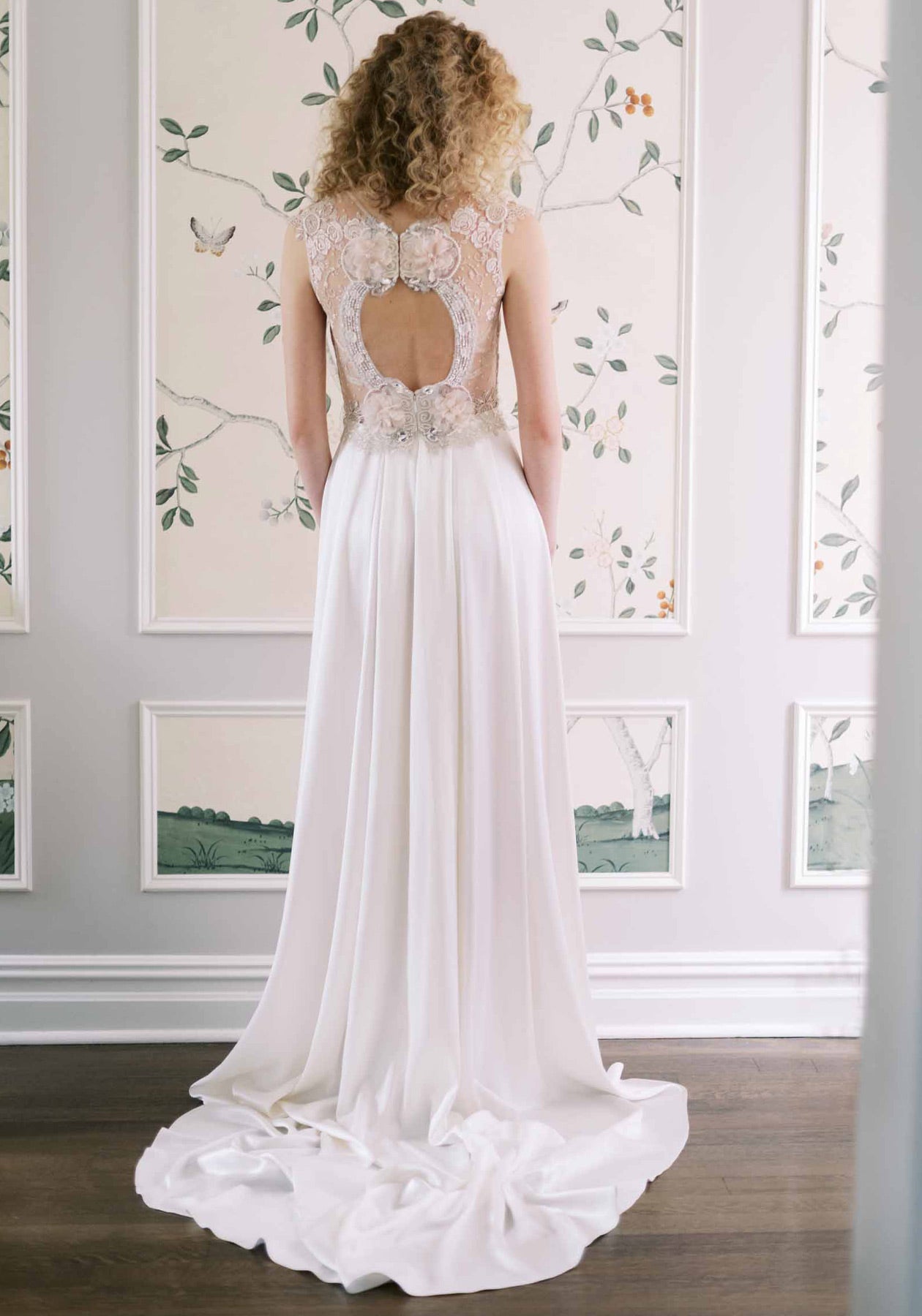 Nera Sample Sale Gown