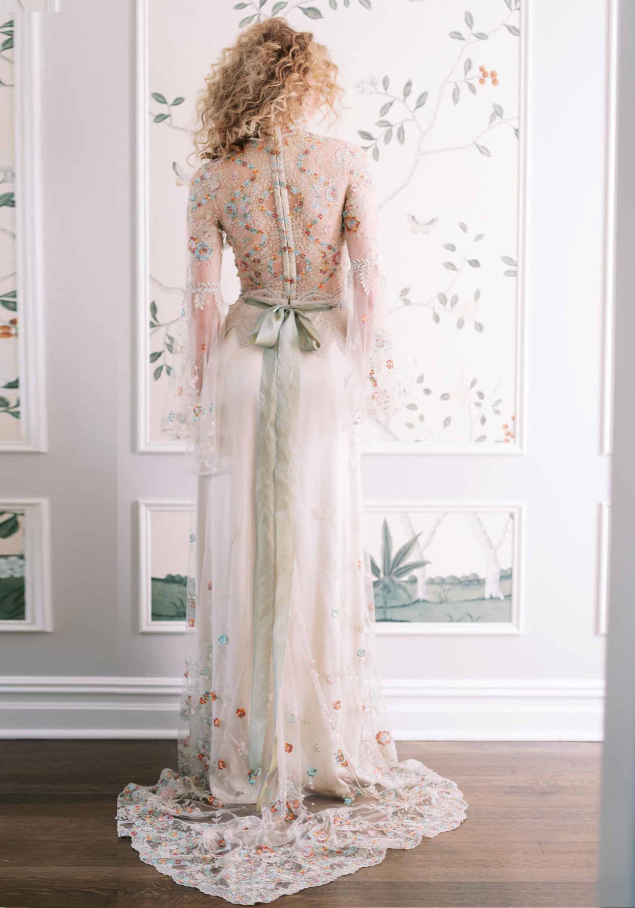 Vida Sample Sale Gown