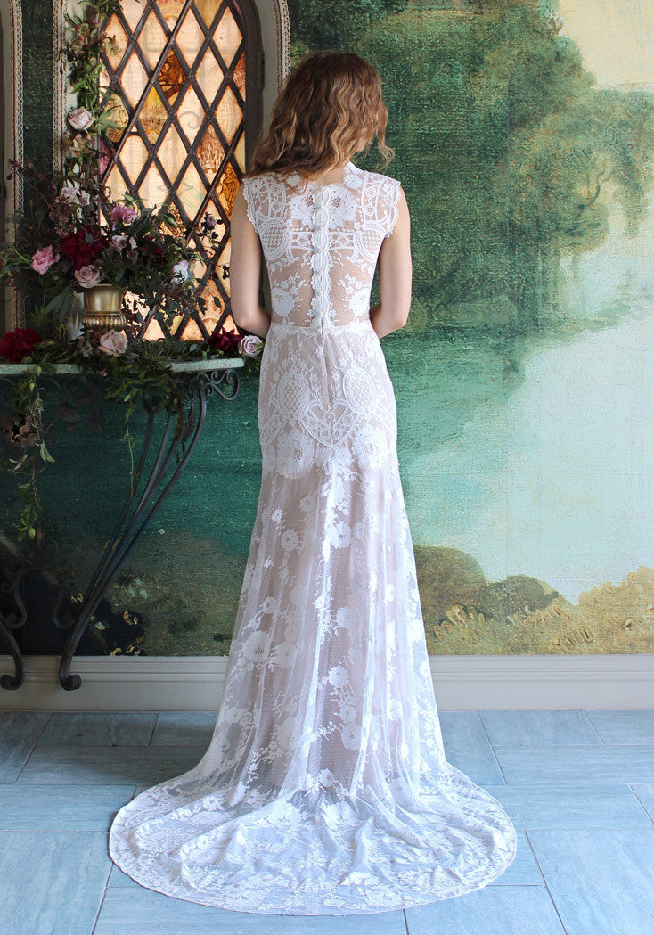 Cheyenne Lace Bridal Gown Romantique Claire Pettibone