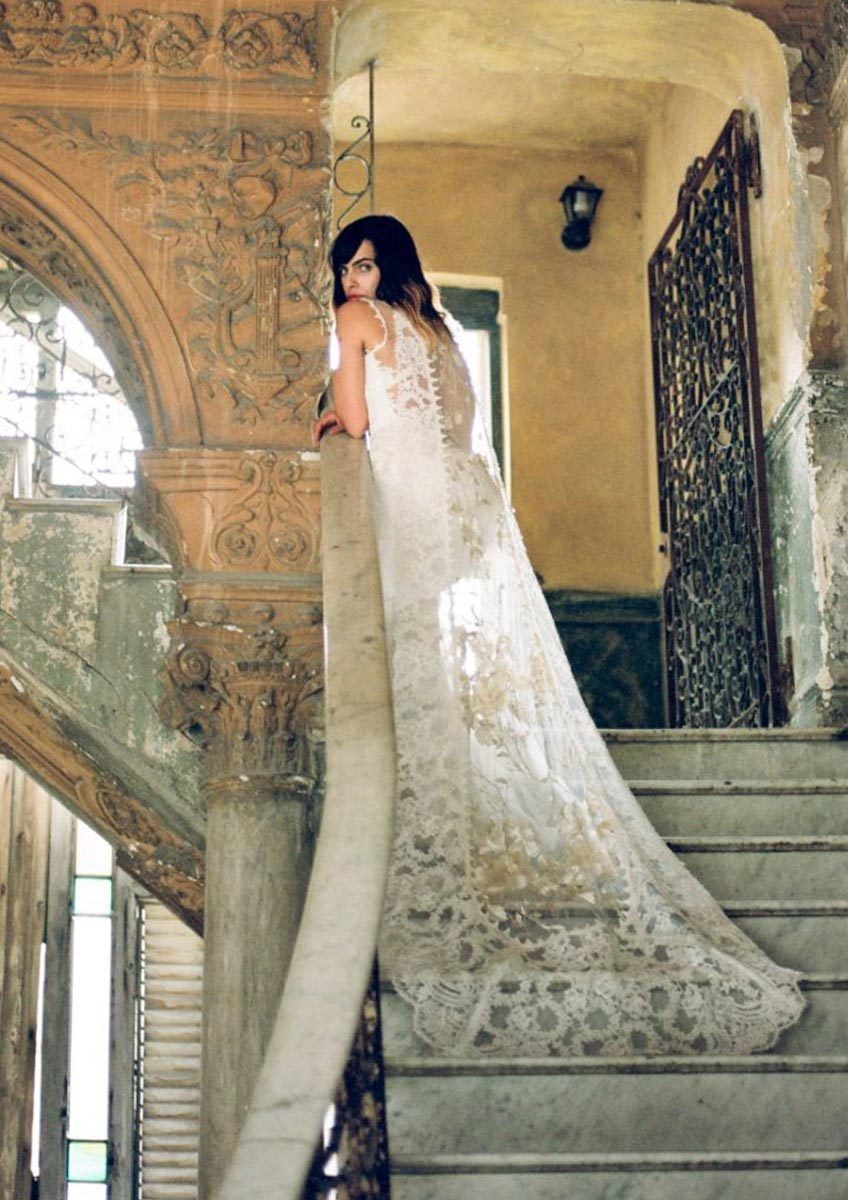 White Couture Lace Wedding Dress Sample Gown White Couture Lace Wedding Dress Sample Gown